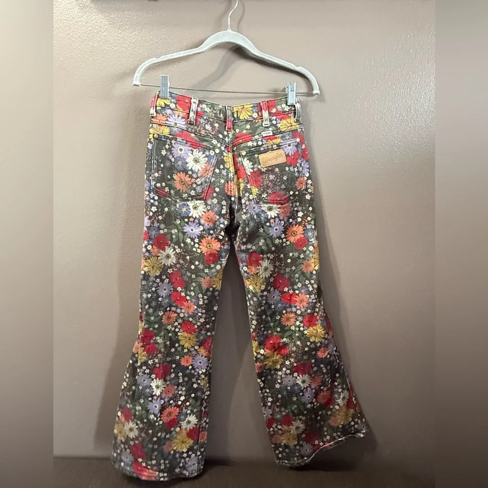 Wrangler Wander High Rise Flare Floral Jeans - Picture 2 of 6
